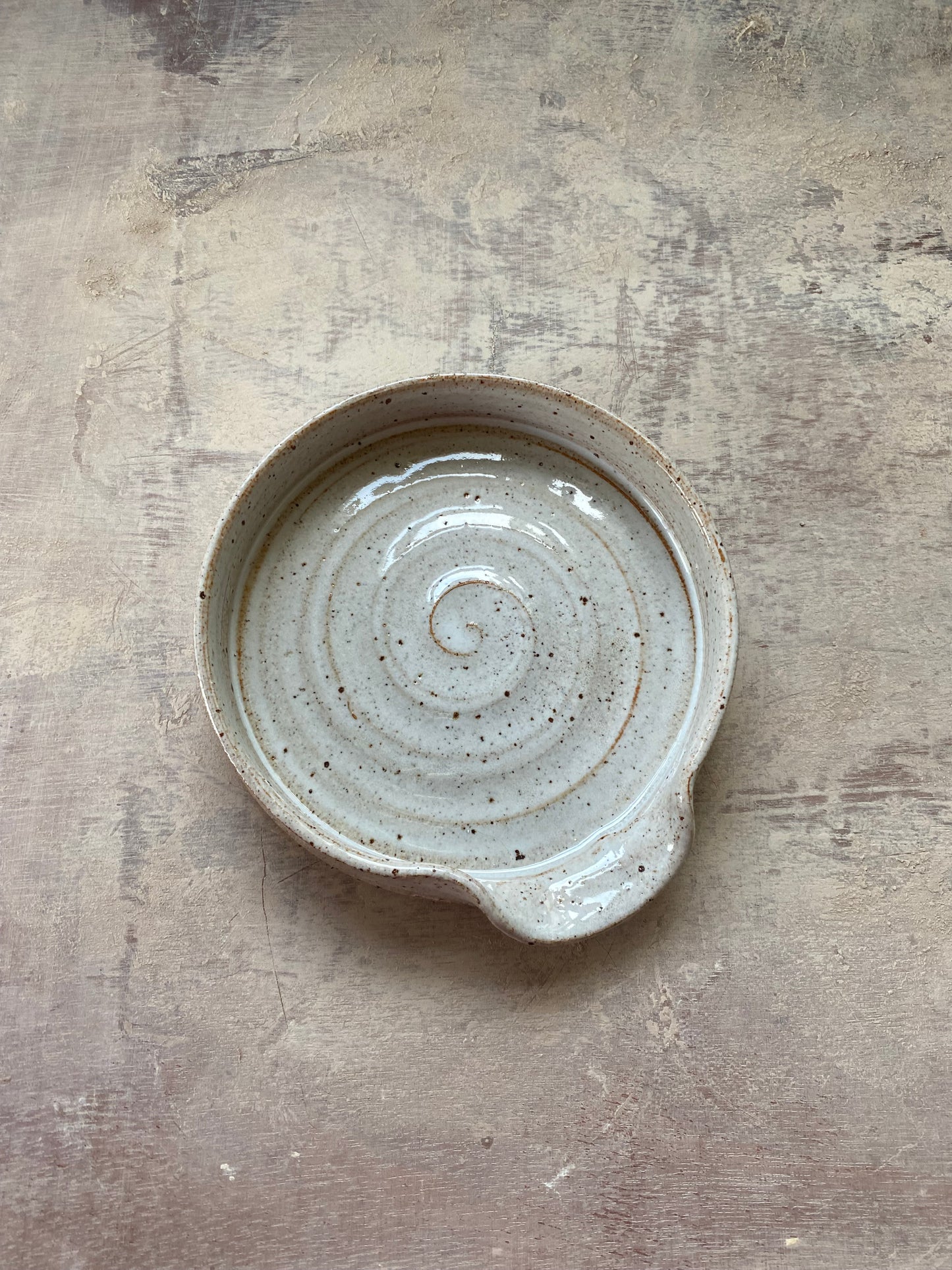 Beautiful handmade spoon rest in speckled white